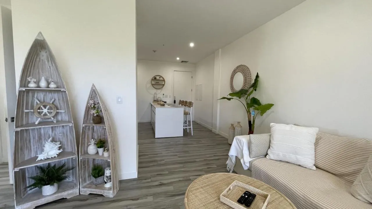 Apartmán The Cove - Location Is Everything! - Luxurious - Free Parking Palm Beach